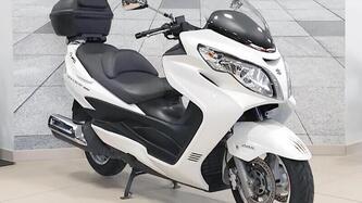 Suzuki Burgman AN 400 (2008 - 13) usata