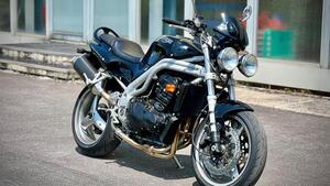 Triumph Speed Triple 955 (1998 - 01) 