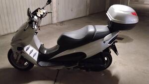 Malaguti F12 Phantom Max 125 