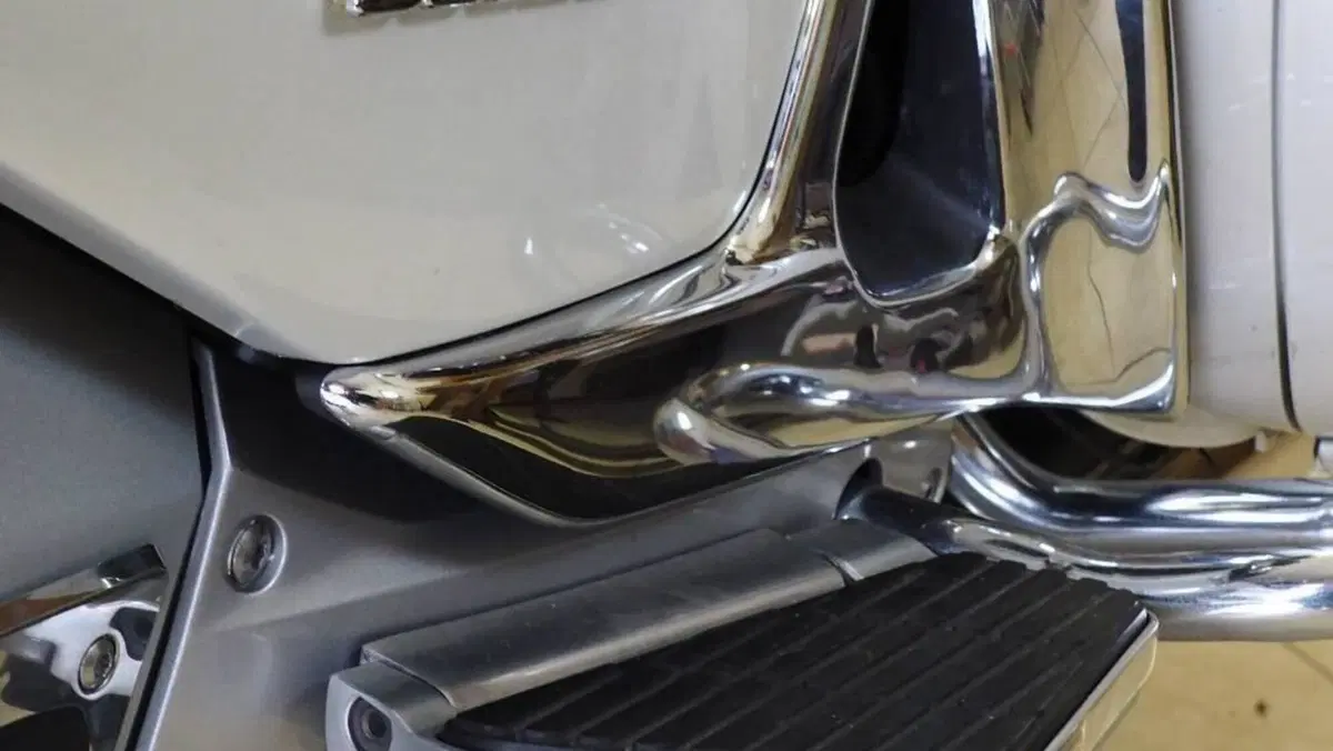 Honda GL 1800 Gold Wing (2000 - 05)  (14)