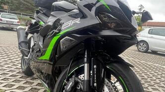 Kawasaki Ninja 636 ZX-6R (2024 - 26) usata
