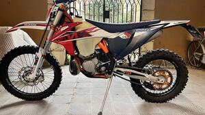 KTM 300 EXC TPI Six Days (2023) 
