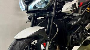Triumph Street Triple 765 R (2023 - 26) 
