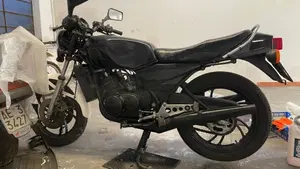Yamaha RD 350 LC (1982 - 85)  (2)
