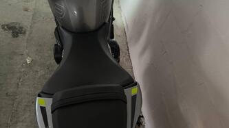 Triumph Street Triple 765 R (2023 - 26) usata