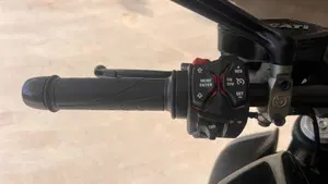 Ducati Diavel V4 (2023 - 26)  (7)