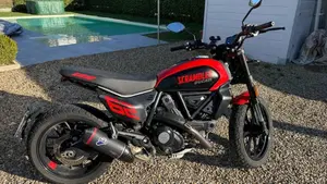 Ducati Scrambler 800 Full Throttle (2023 - 24)  (17)