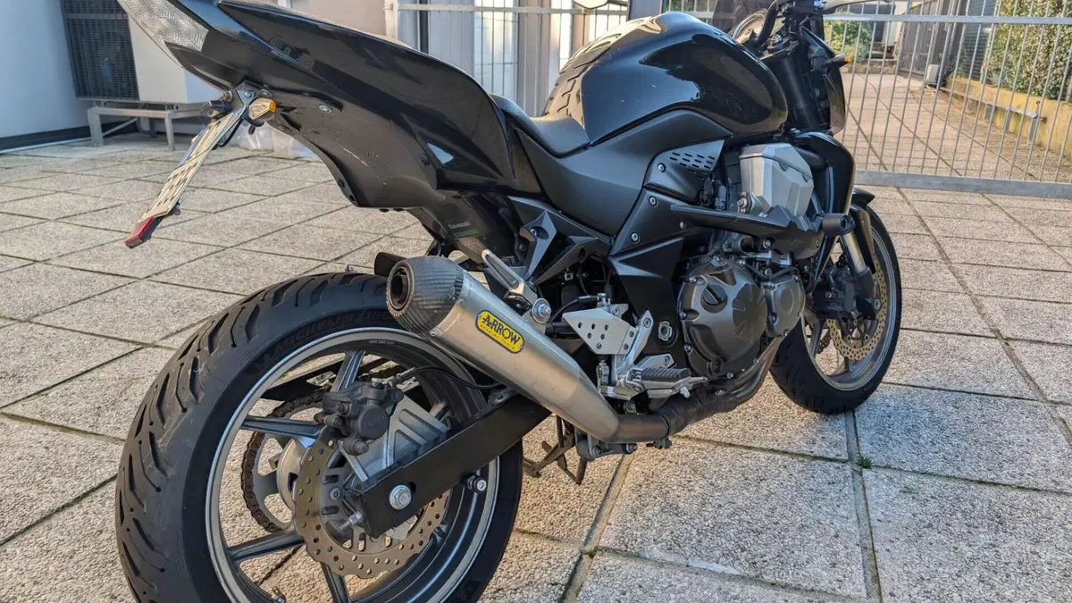 Kawasaki Z 750 (2007 - 14)  (3)