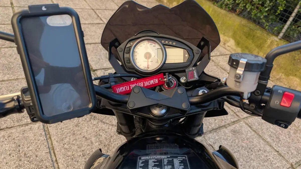 Kawasaki Z 750 (2007 - 14)  (5)