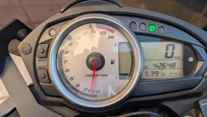 Kawasaki Z 750 (2007 - 14)  (6)