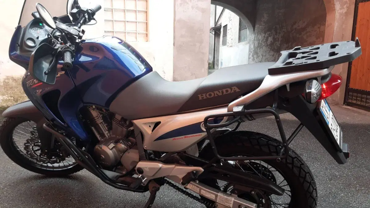 Honda Transalp XL 650V (2005 - 06)  (4)