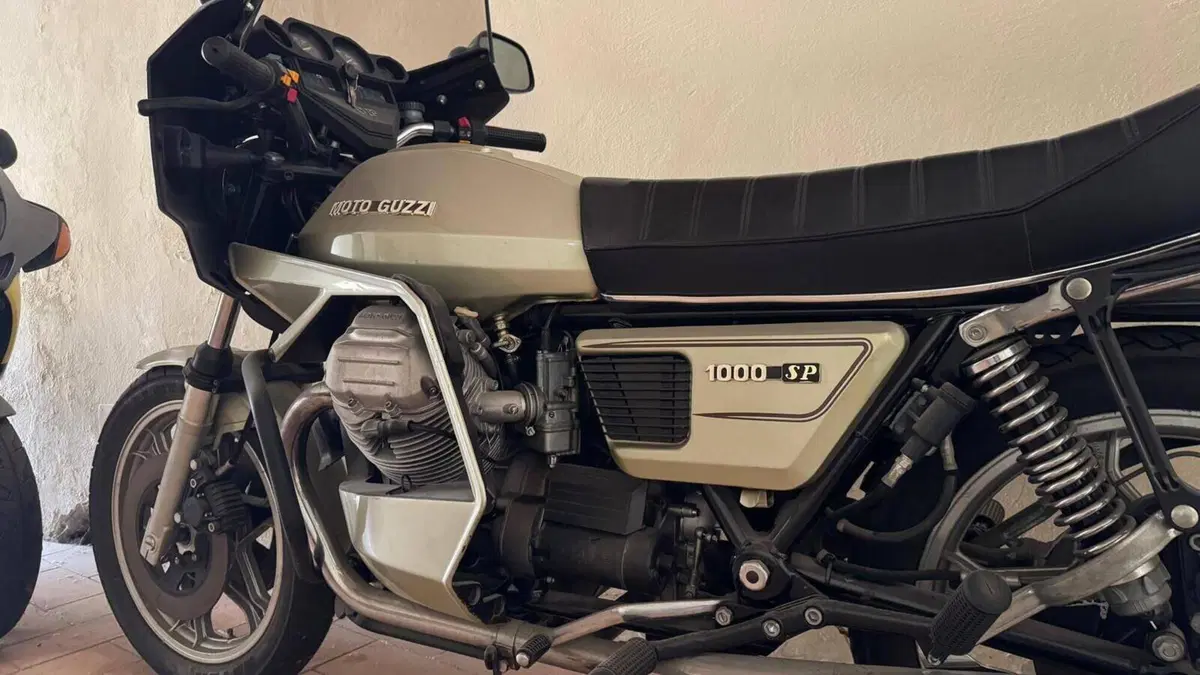 Moto Guzzi   (4)