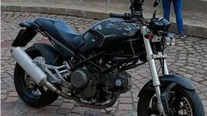 Ducati Monster 600 Dark (1998 - 01) 