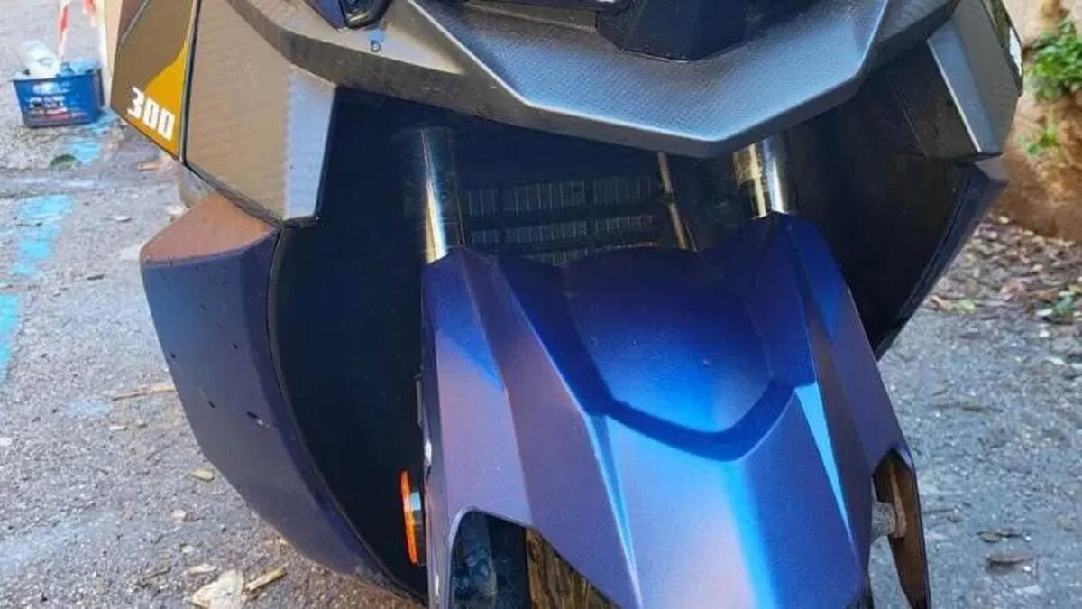 Sym Cruisym 300 (2021 - 24)  (2)