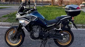 CFMOTO 800MT Touring (2022 - 26) usata