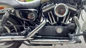 Harley-Davidson 883 R (2008 - 16) - XL 883R  (6)
