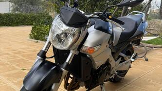 Suzuki GSR 600 (2006 - 11) usata