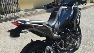Moto Morini X-Cape 650 (2021 - 26)  (2)