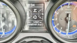 Yamaha T-Max 560 (2020 - 21)  (4)