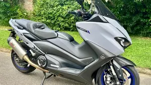 Yamaha T-Max 560 (2020 - 21)  (14)
