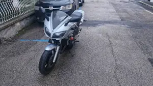 Yamaha FZS 600 Fazer (2002 - 03)  (5)