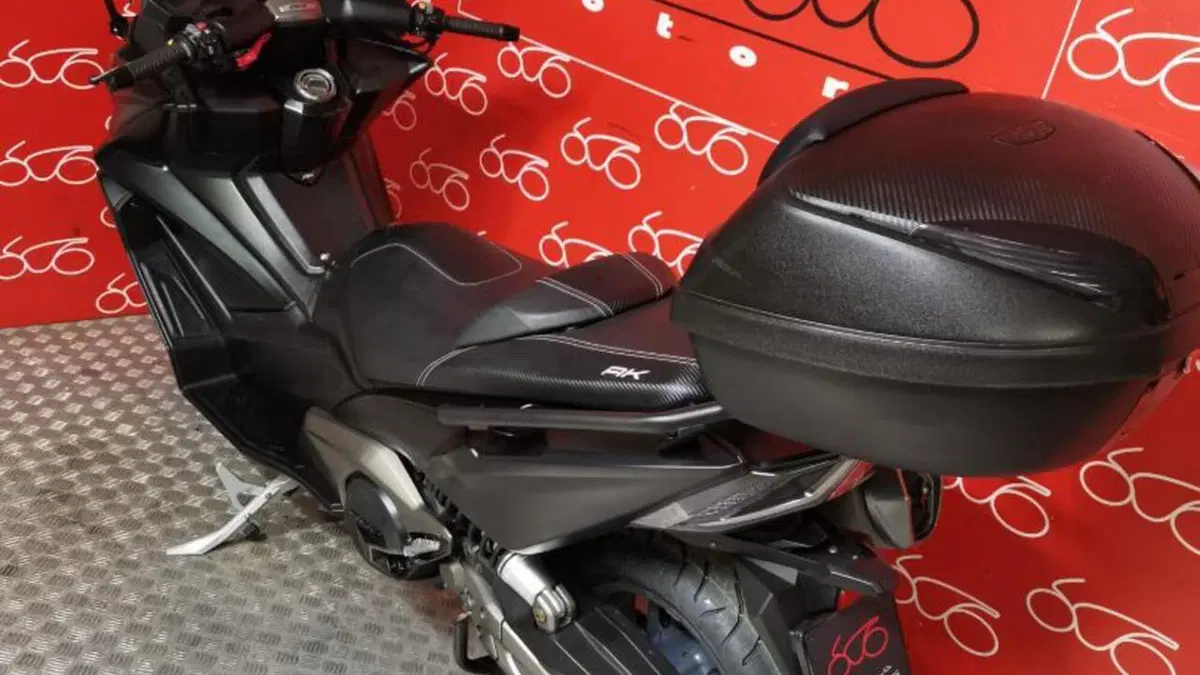 Kymco AK 550 ETS (2021 - 26)  (4)