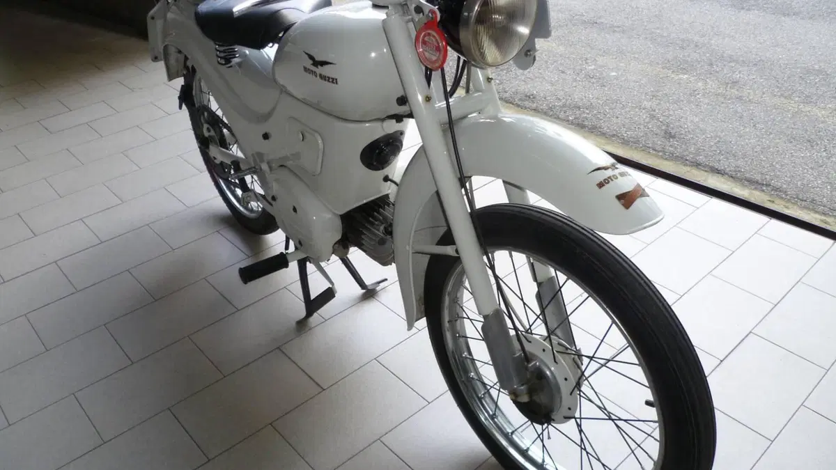 Moto Guzzi   (4)