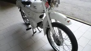 Moto Guzzi   (4)