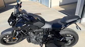 Yamaha MT-07 Pure (2023 - 25)