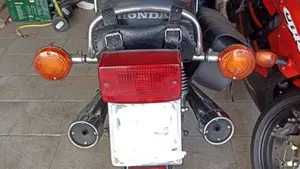 Honda   (4)