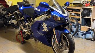 Yamaha YZF R1 (1998 - 99)