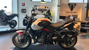 Triumph Trident 800 (2026)  (3)