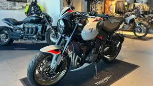 Triumph Trident 800 (2026)  (4)