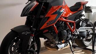 KTM 1290 Super Duke R (2021) usata