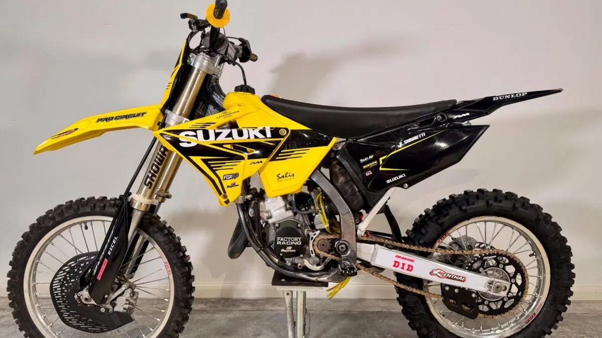 Suzuki RM 125 (2002 - 03) 