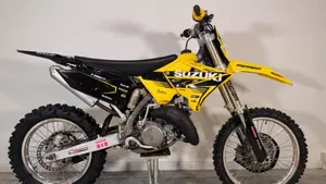Suzuki RM 125 (2002 - 03)  (2)