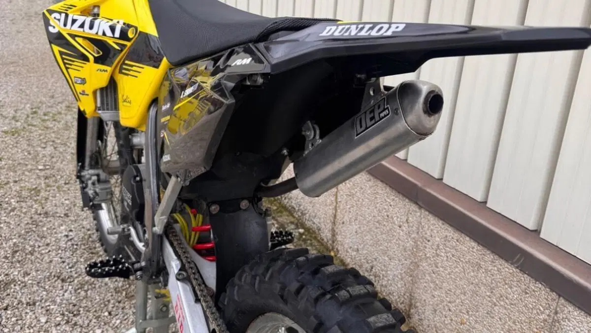 Suzuki RM 125 (2002 - 03)  (6)