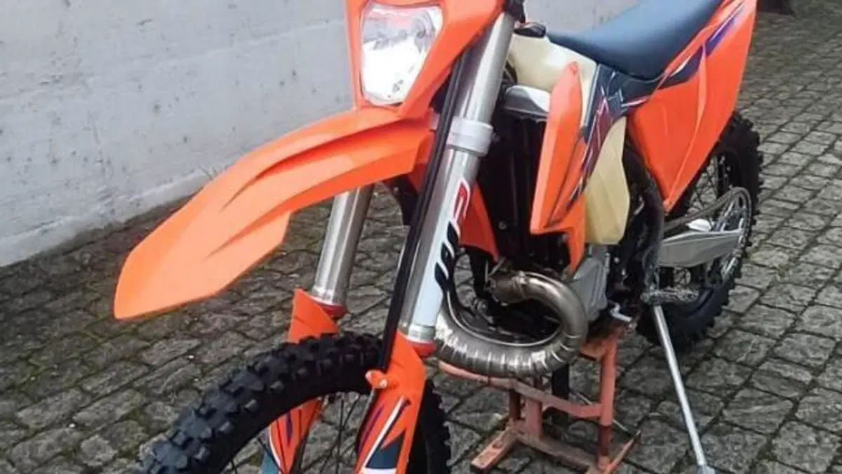 KTM 250 EXC TPI (2022) 