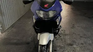 Honda Transalp XL 650V (2005 - 06)  (2)