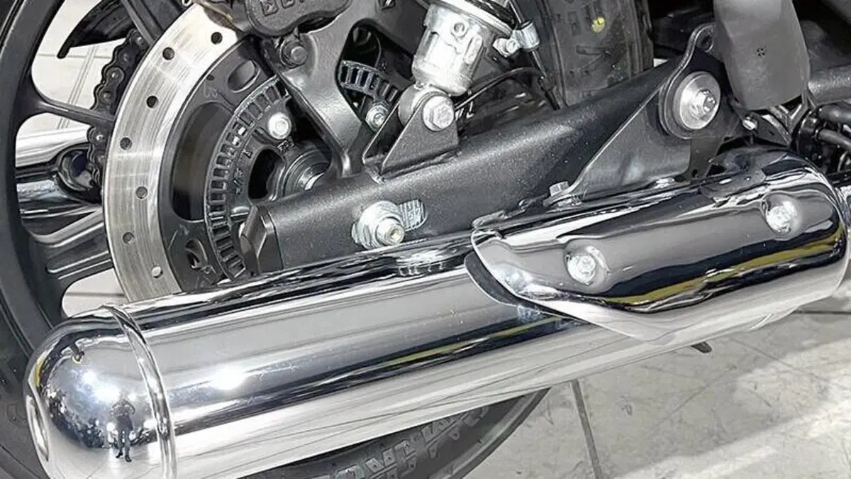 Royal Enfield Super Meteor 650 (2023 - 26)  (3)