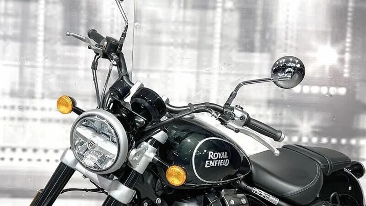 Royal Enfield Super Meteor 650 (2023 - 26)  (5)