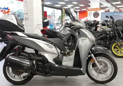 Honda SH 300 i ABS (2016 - 20) - Annuncio 9942129