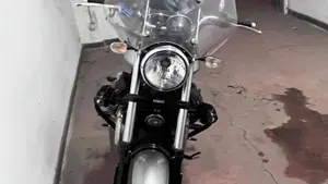 Moto Guzzi V9 Roamer (2021 - 24)  (3)