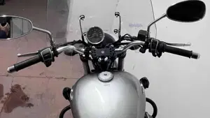 Moto Guzzi V9 Roamer (2021 - 24)  (5)