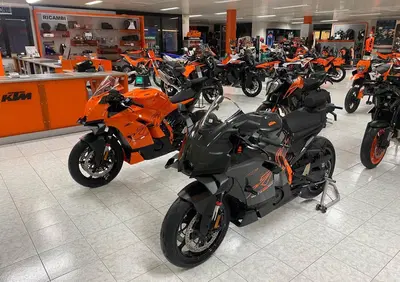 KTM 990 RC R (2026) - Annuncio 9916571
