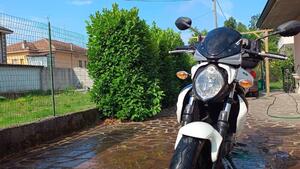 Suzuki Gladius 650 SFV (2009 - 15) 