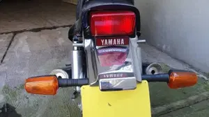 Yamaha FZX 750  (4)