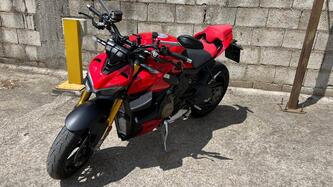 Ducati Streetfighter V4 S (2023 - 24) usata