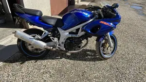 Suzuki SV 650 S (1999 - 02)  (6)
