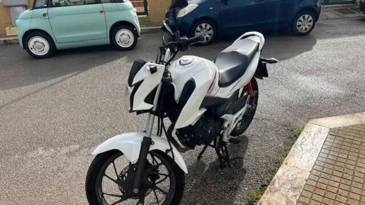 Honda CB 125 F (2017 - 20)  (2)